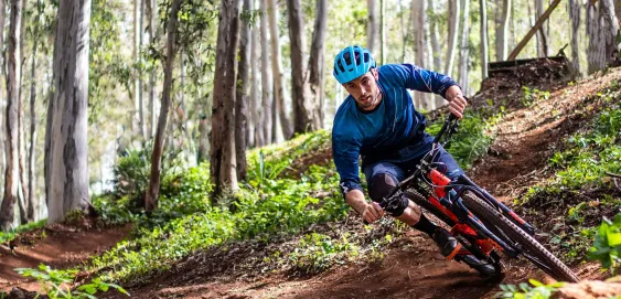 Compétition Méga randonnée course à vélo Forêt Nature