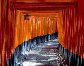 Japon-Couloir de Kytoto Japon Couloir Chemin fushimi inari shrine Kyoto