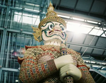 Statut à l'aéroport de Bangkok Statut à l'aéroport de Bangkok